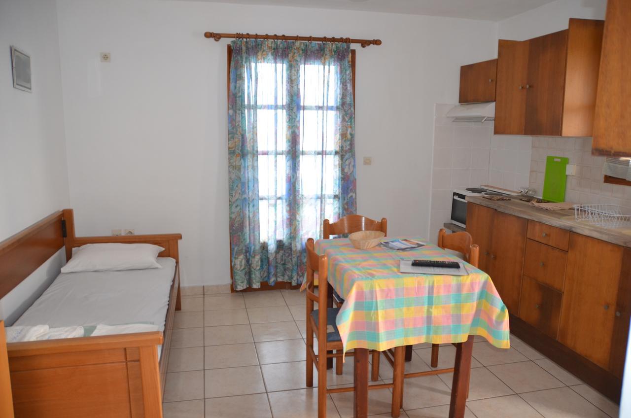 La Celestina Apartments Naousa  Bagian luar foto